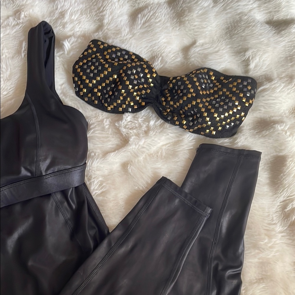 ✨KHLOE Fabletics shiny ✨ Black Jumpsuit Classic Style Versatile - Picture 7 of 13